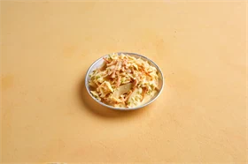 סלט קולסלואו (כרוב וגזר במיונז)